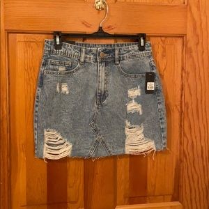 NWT Mandee Denim Distressed Skirt